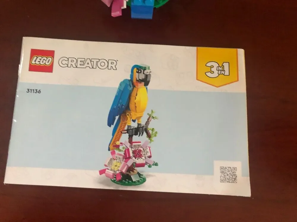 LEGO Creator #31136 Exotic Parrot As Shown in Pictures PARTS‎ ONLY